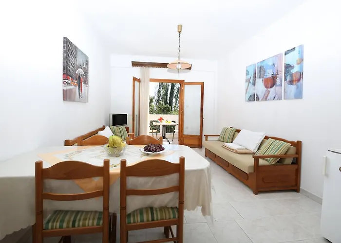 アパート Okeanis