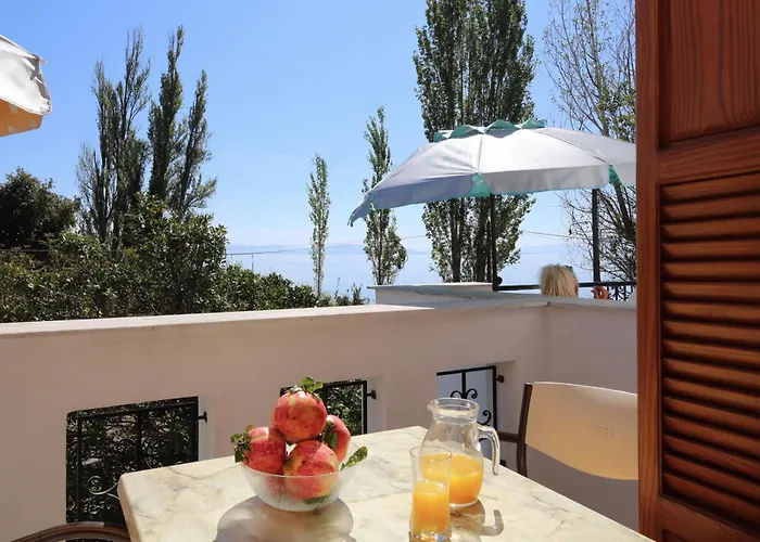 Okeanis アパート