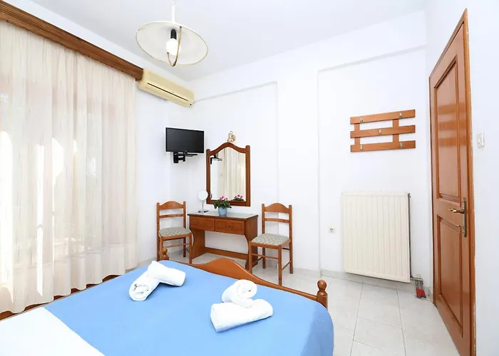 アパート Okeanis カラ・ネラ