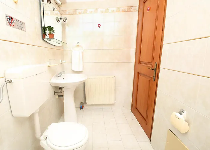 Okeanis アパート