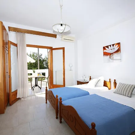 Okeanis Apartment
