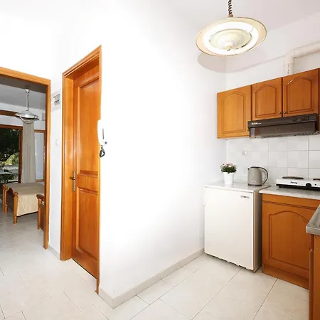 Apartment Okeanis *