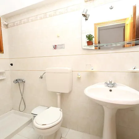 Okeanis Apartamento Kala Nera