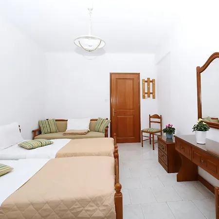 Okeanis Apartment *