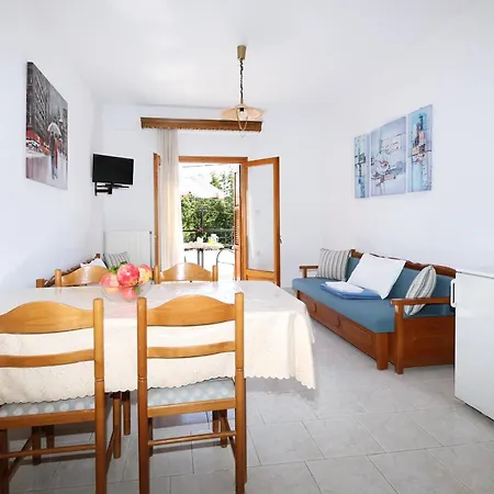 Apartment Okeanis