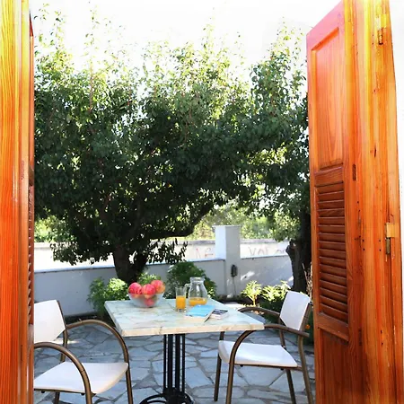 Apartment Okeanis Kala Nera