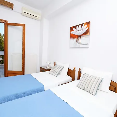 Okeanis Apartment *